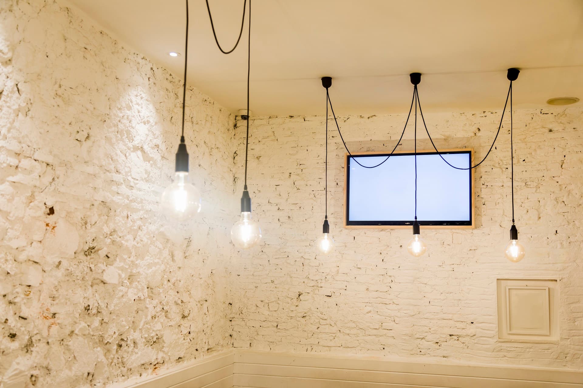 Budget-Friendly Lighting Design Ideas for Modern Pakistani Interiors