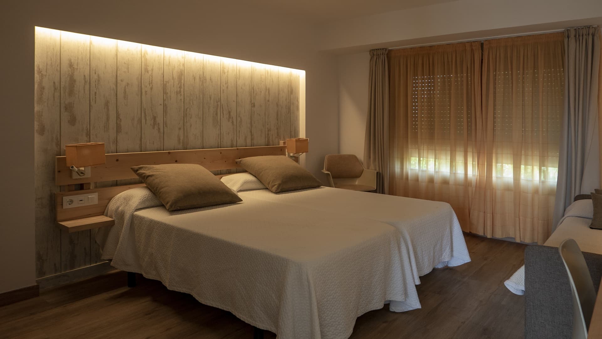 Warm vs Cool Lighting: What Works Best for Pakistani Homes?